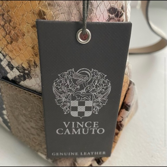 SOLD! Vince Camuto Snake Print Crossbody Bag - Picture 5 of 6